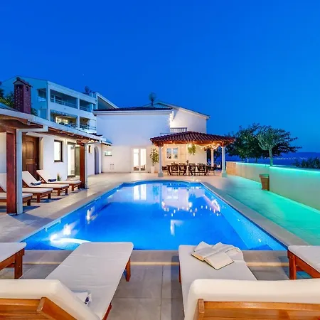 New! Seaview Matoli With Heated 50sqm Pool And 4 Bedrooms, Close To Split Villa *