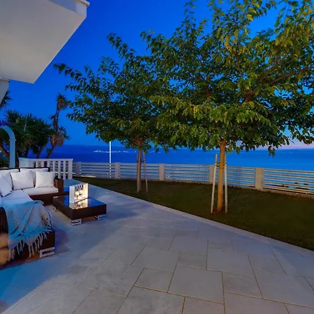 New! Seaview Matoli With Heated 50sqm Pool And 4 Bedrooms, Close To Split Villa Podstrana